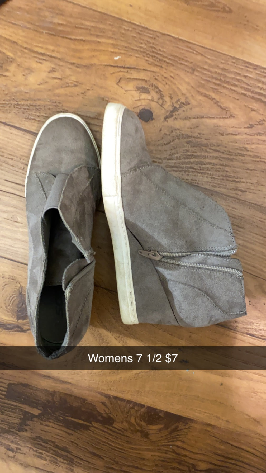 #127 women’s soda gry wedges