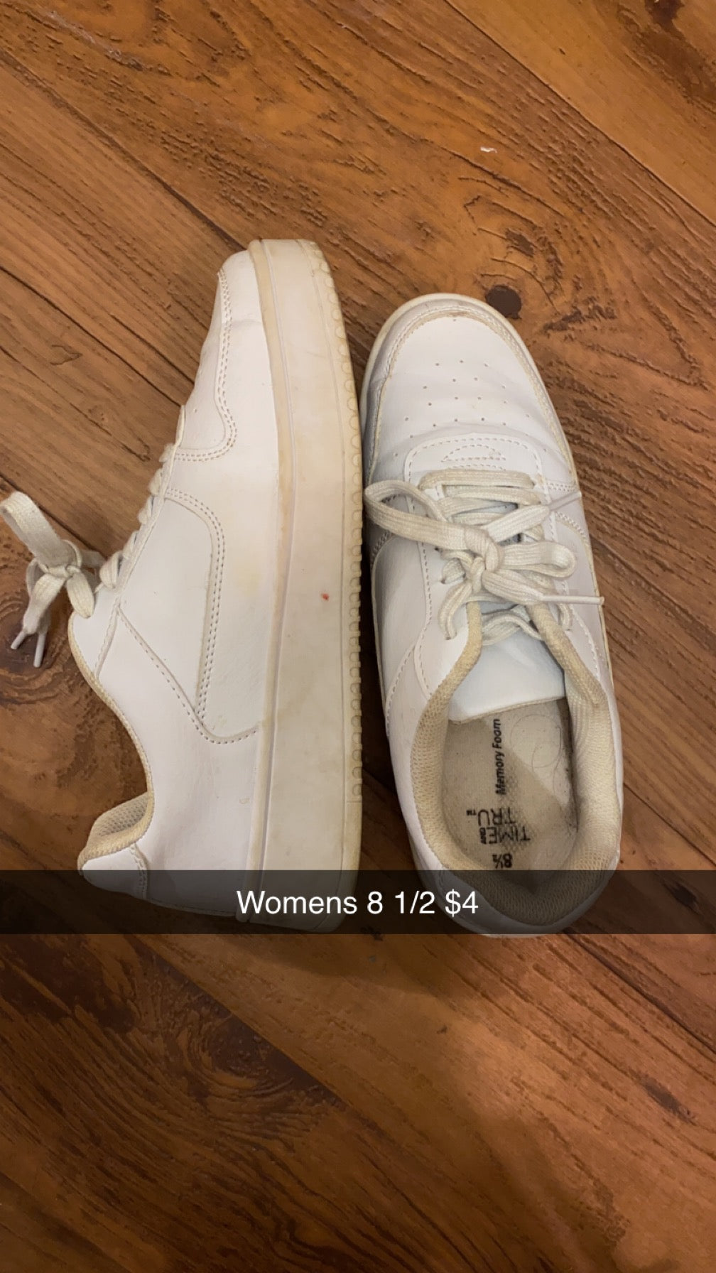 #127 women’s 8.5 white sneakers