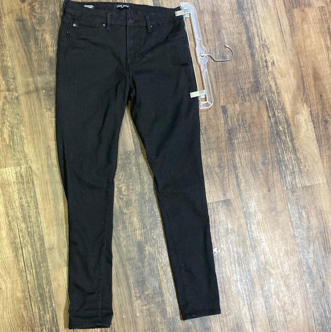 #134 Dear John Black skinnies Size 28