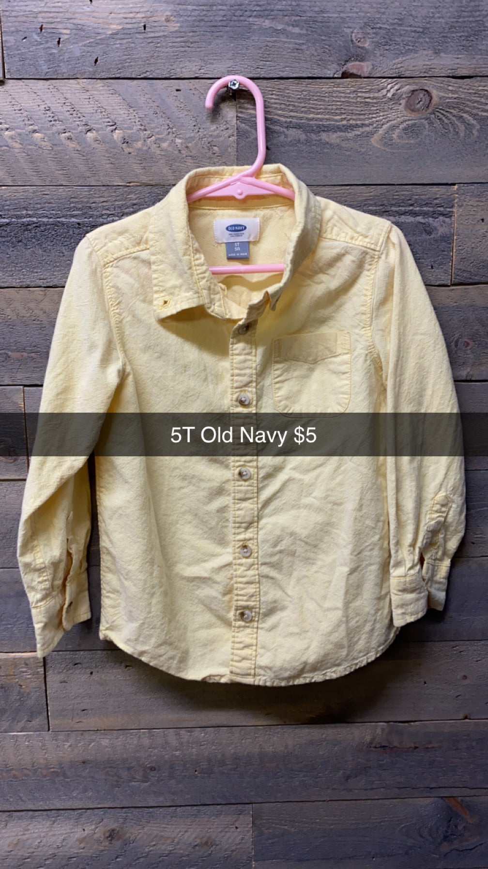 #139 Boys 5T Old Navy Button Up