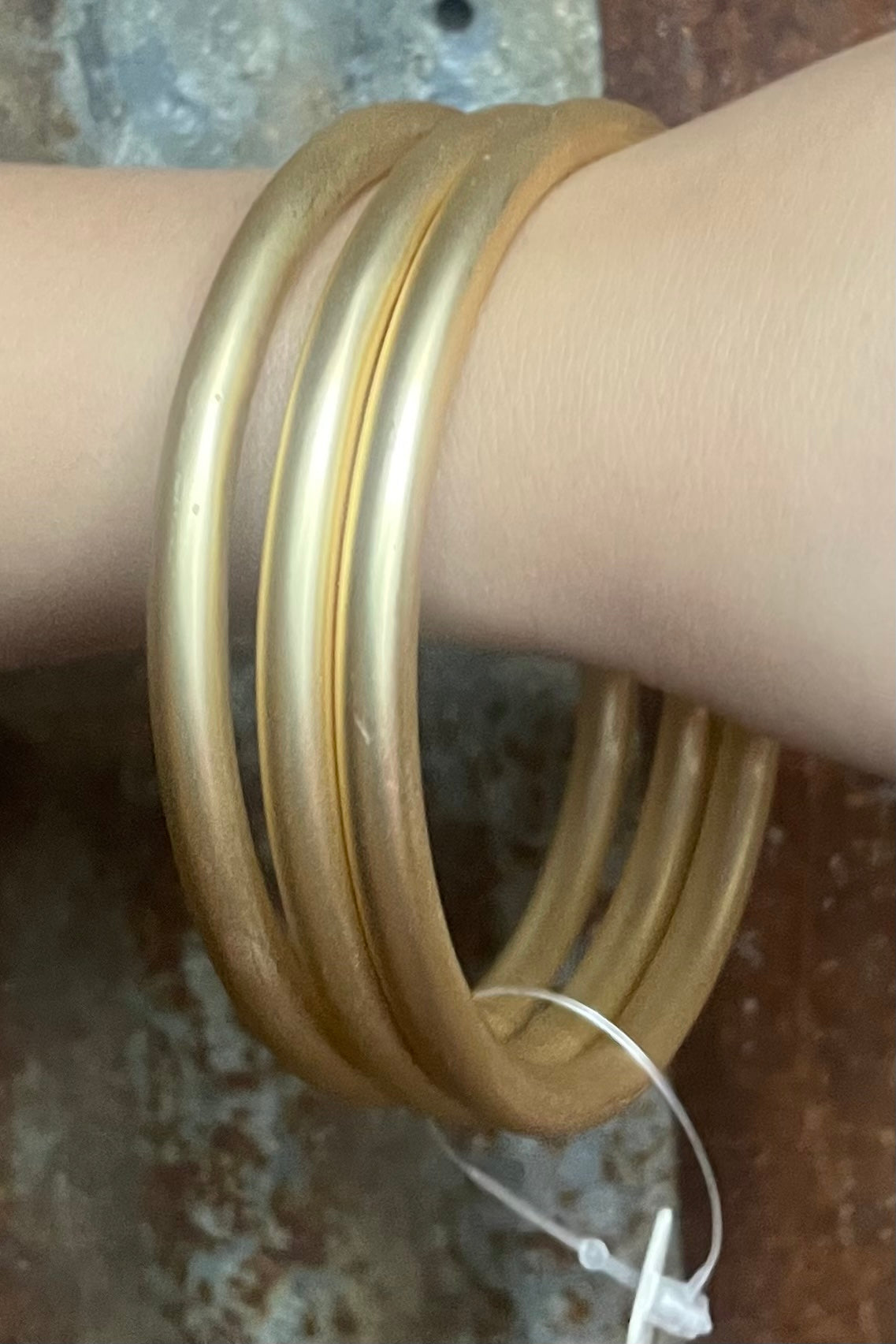 Gold 3 piece bangle set